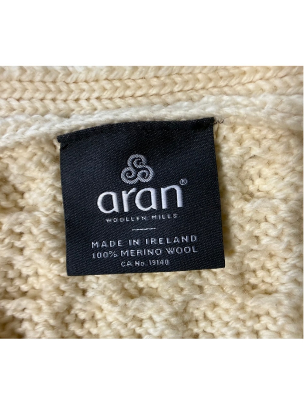 Aran Woollen Mills Irish Merino Wool Fisherman Cable Sweater Cream Med - Picture 6 of 8
